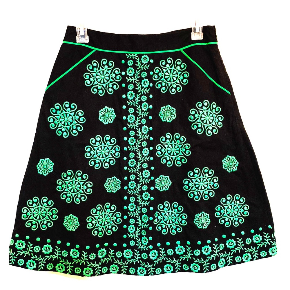NWT Anthropologie black skirt with green detail